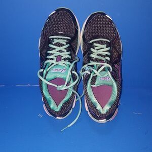 Asics GT-2000 3 size 10